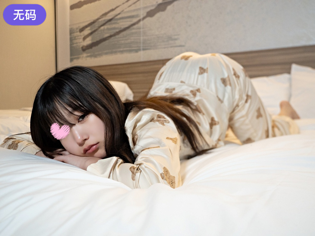 FC2-3199782 睡衣莫纳西 18岁真实少女 超近距离手部特写